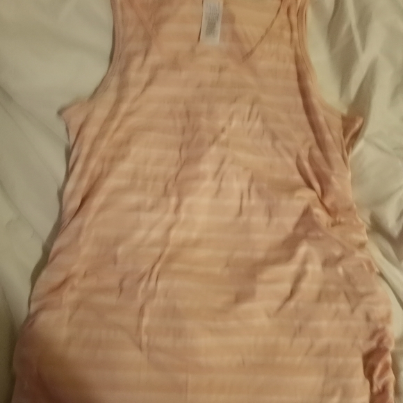 Womans top - Picture 1 of 2